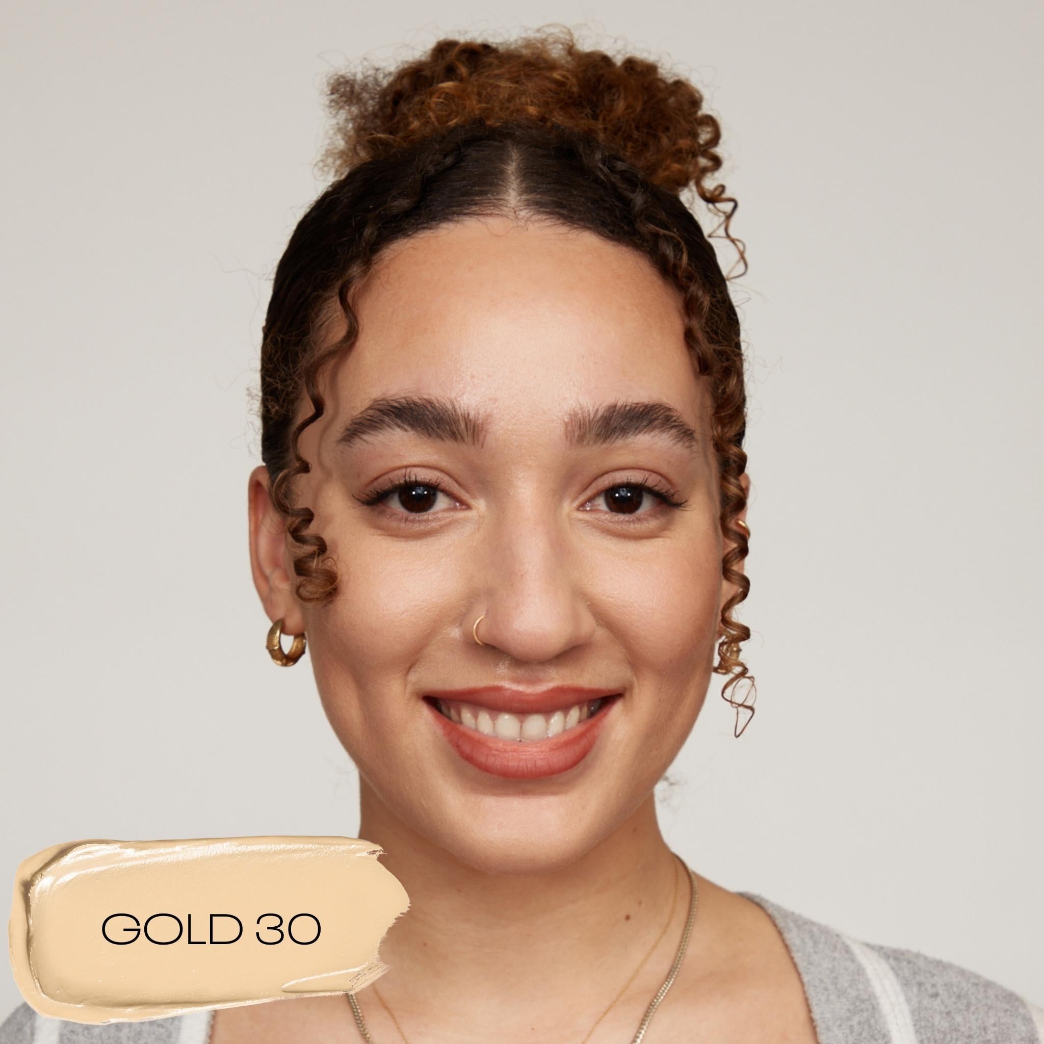 Blurring Ceramide Cream Foundation - Makeup - MOB Beauty - 04_PDP_MOBBEAUTY_BCCF_GOLD30_LIFESTYLE - The Detox Market | GOLD 30 light with gold undertones