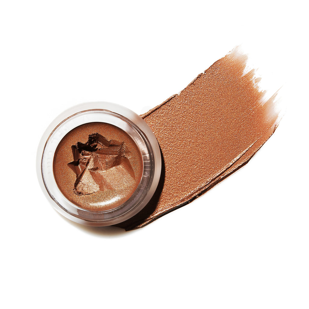 RMS Beauty-Buriti Bronzer-Makeup-RMS_BB1_BURITI_BRONZER_LIFESTYLE-The Detox Market | rms Buriti Bronzer