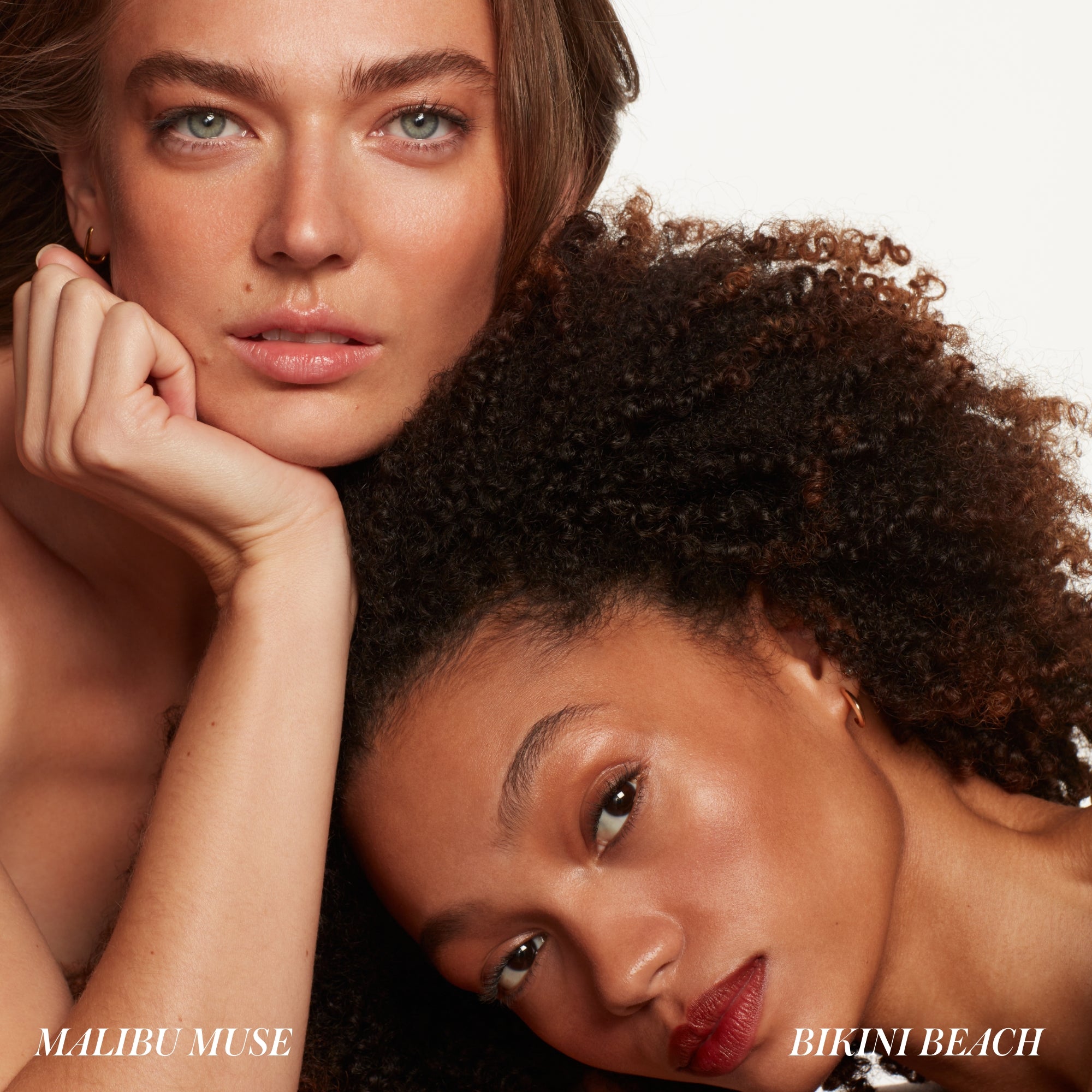 RMS Beauty-Redimension Hydra Bronzer-Makeup-12.Model1-2-The Detox Market | Bikini Beach - A deep bronze with a slight terracotta base