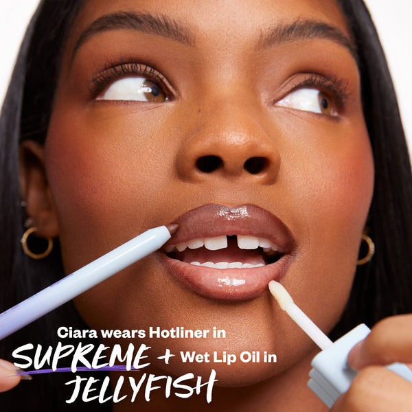 Kosas-Hotliner Hyaluronic Acid Contouring Lip Liner-Makeup-3_ModelPairing-SUPREME-The Detox Market | Supreme - Rich Neutral Brown