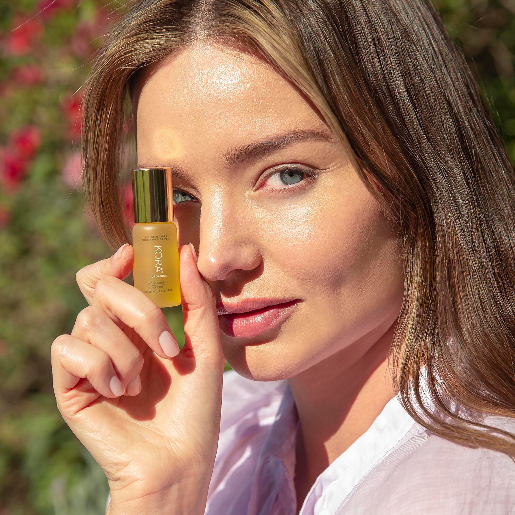 Kora Organics-Noni Radiant Eye Oil-Skincare-8_PDP-Miranda-EyeOil_V1-The Detox Market | 