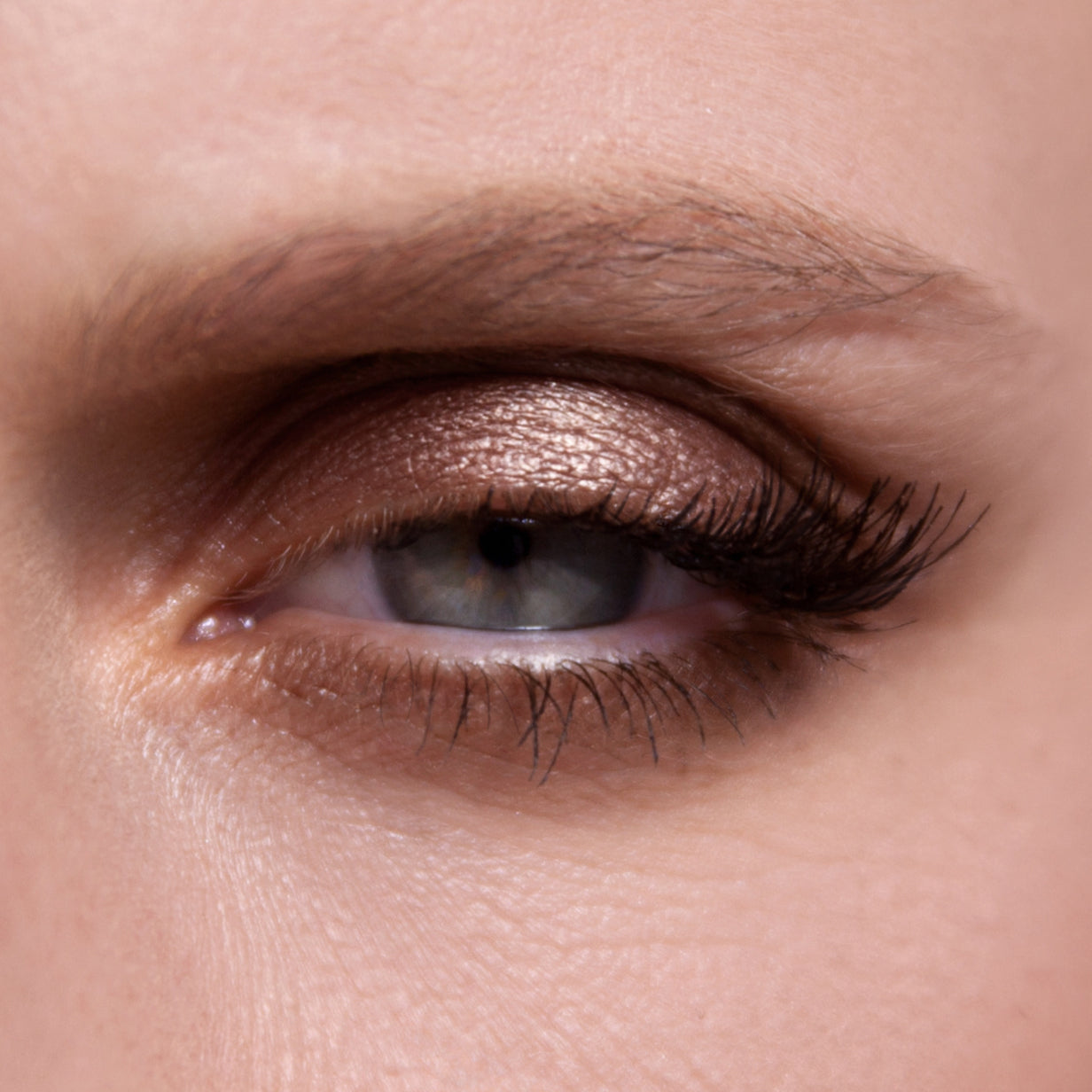 Rituel_de_Fille_-_Eye_Soot-AE-07HalfLighteyemacrohighressquare-The Detox Market | Half Light