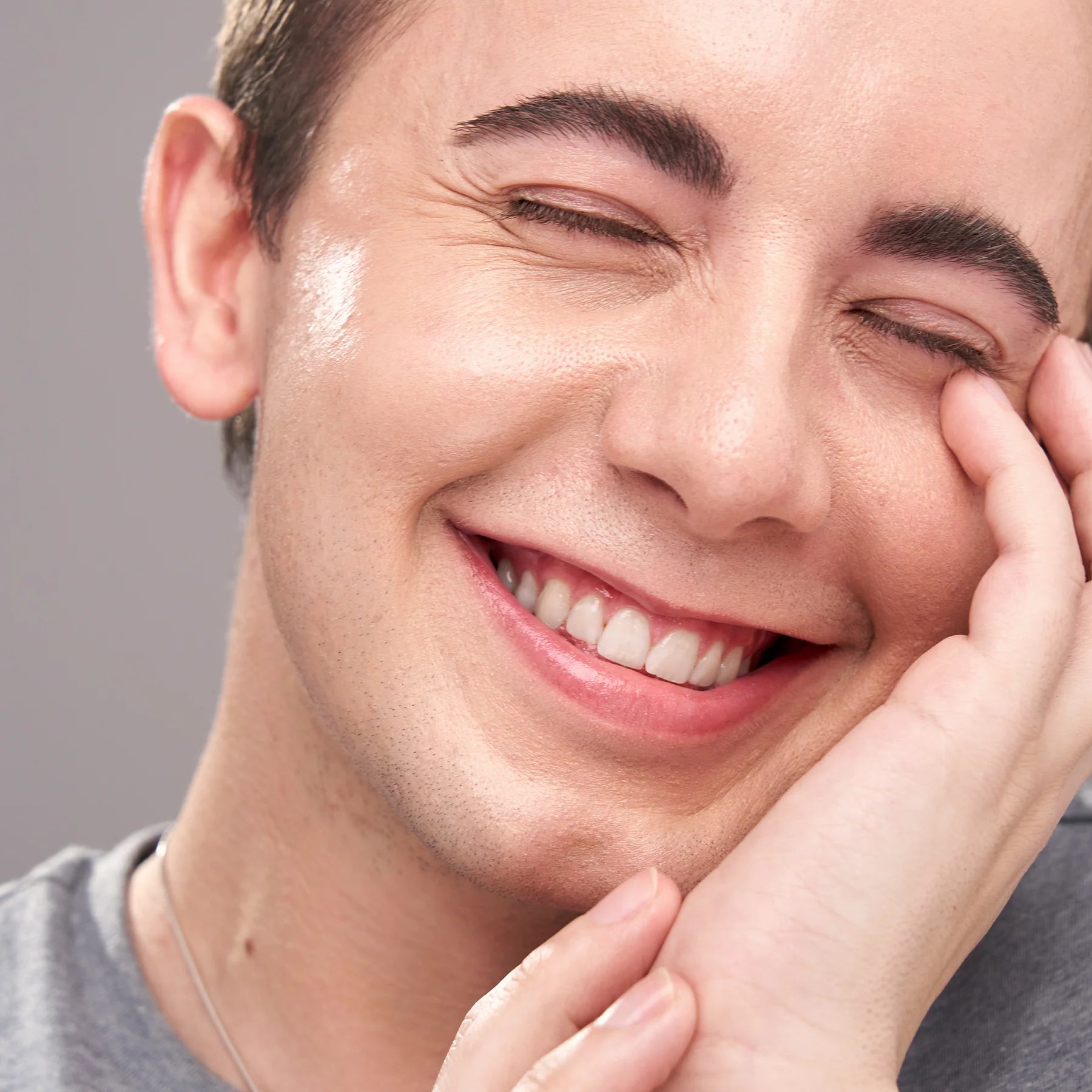 Indie Lee-Color Balancer-Makeup-Campaign_2000x2000_1800x1800_783b0589-08c7-4977-9d53-3c34510d2adf-The Detox Market | 