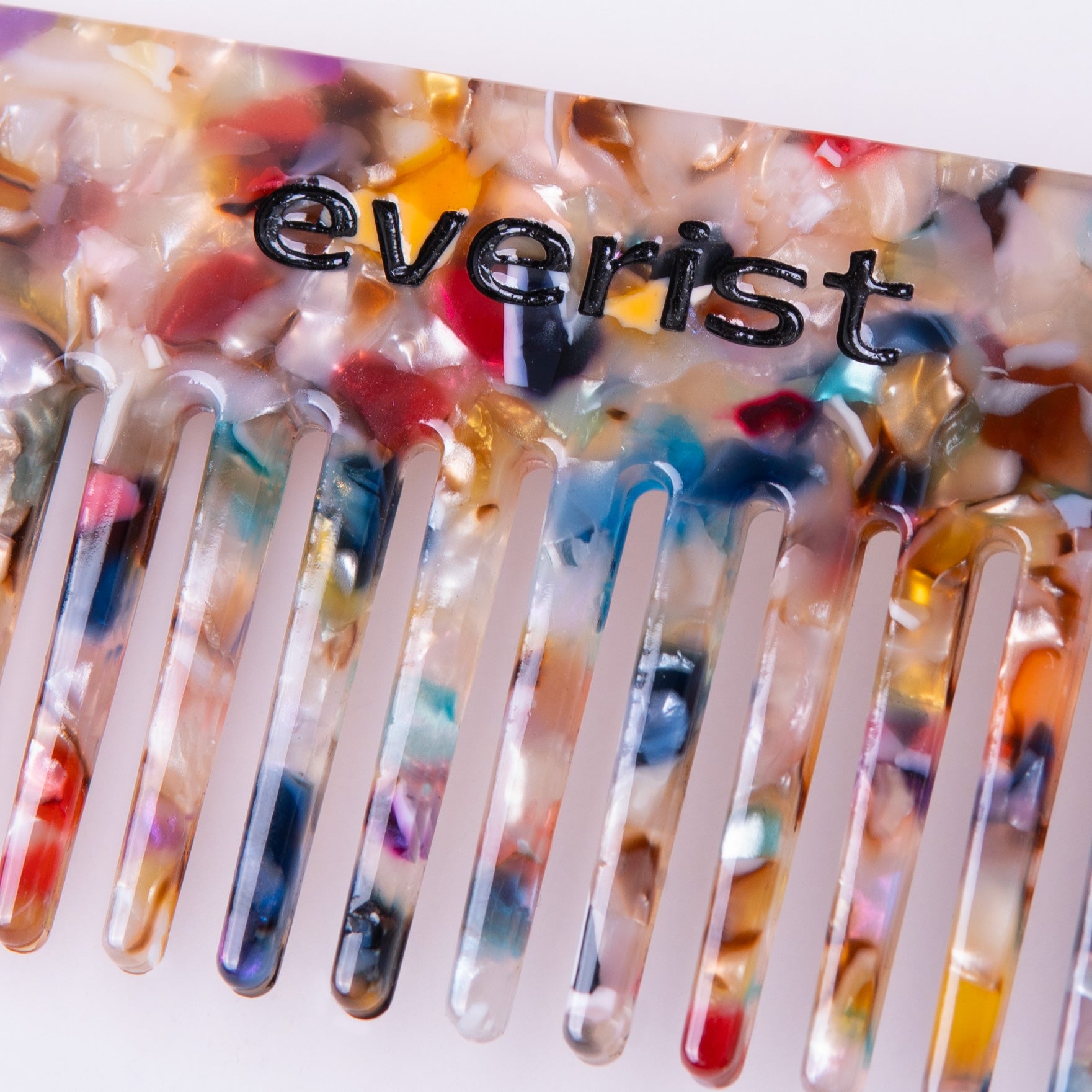 Everist-The Confetti Comb-Hair-EVR_002_06252025_Everist_PDP_Images_ConfettiComb_2-The Detox Market | 