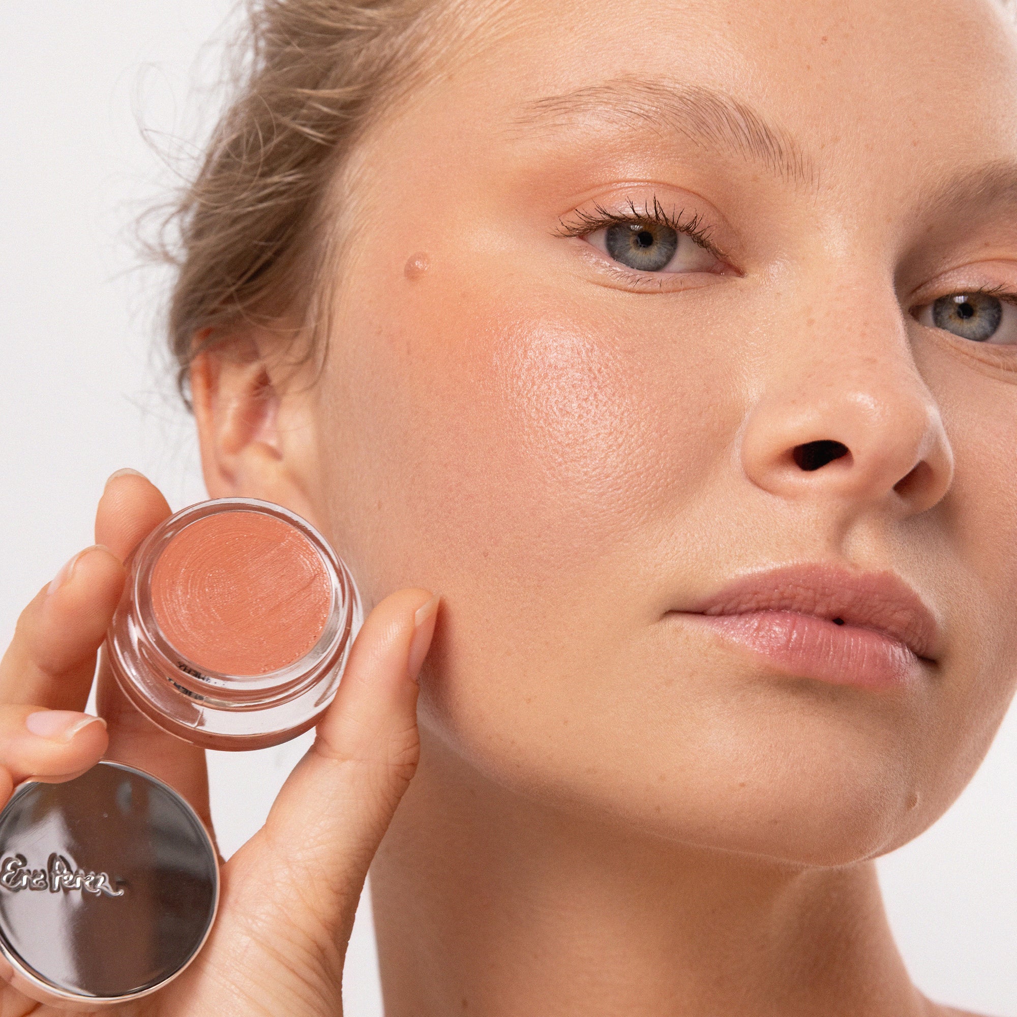 Ere Perez-Carrot Colour Pot-Makeup-ErePerez_CarrotColourPot_Healthy-SQ-200010-The Detox Market | 