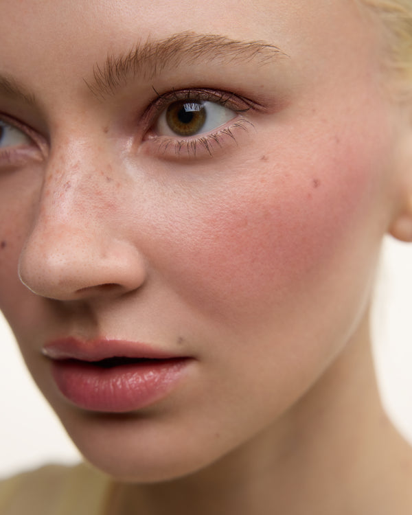Wonderblush-Le Fondant Cream Blush-Makeup-LeFondant-ModelLightSkin-Cerise_1-The Detox Market | Cerise - Cherry red