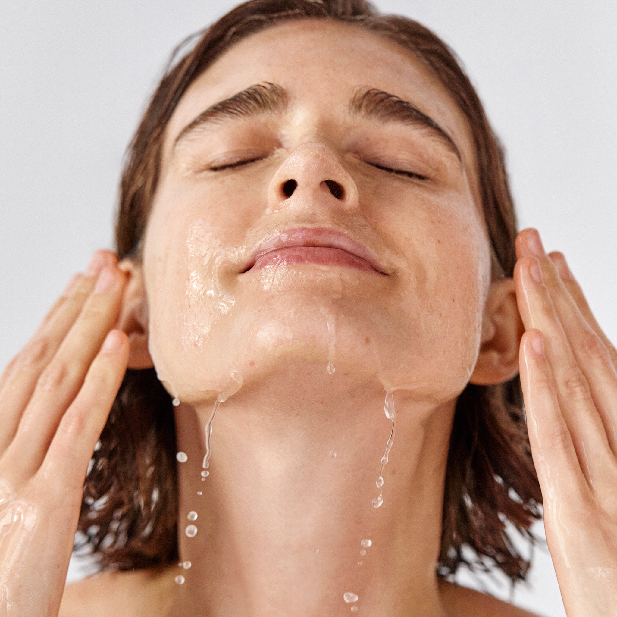 True Botanicals-RENEW Nourishing Cleanser-Skincare-S-W-D-HCR4-R-7_19ee0e1a-2675-44b3-b0f5-75f61121c02e-The Detox Market | 