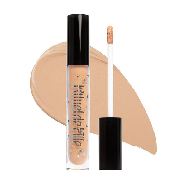 Rituel de Fille-Soft Sorcery Weightless Serum Concealer-Makeup-SoftSorcery-SORC-126TubewithSwatch-2000px-72dpi-1x1_05ac3a3a-98ee-4613-85c8-3c4d07a1b470-The Detox Market | Spell 126 - Light shade for warm peach undertones