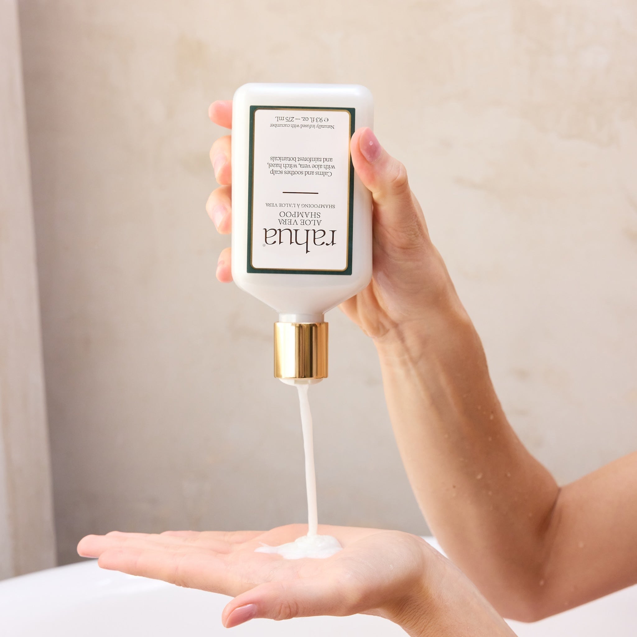 Rahua-Aloe Vera Shampoo-Hair-Texture-Aloe-Vera-Shampoo-The Detox Market | 