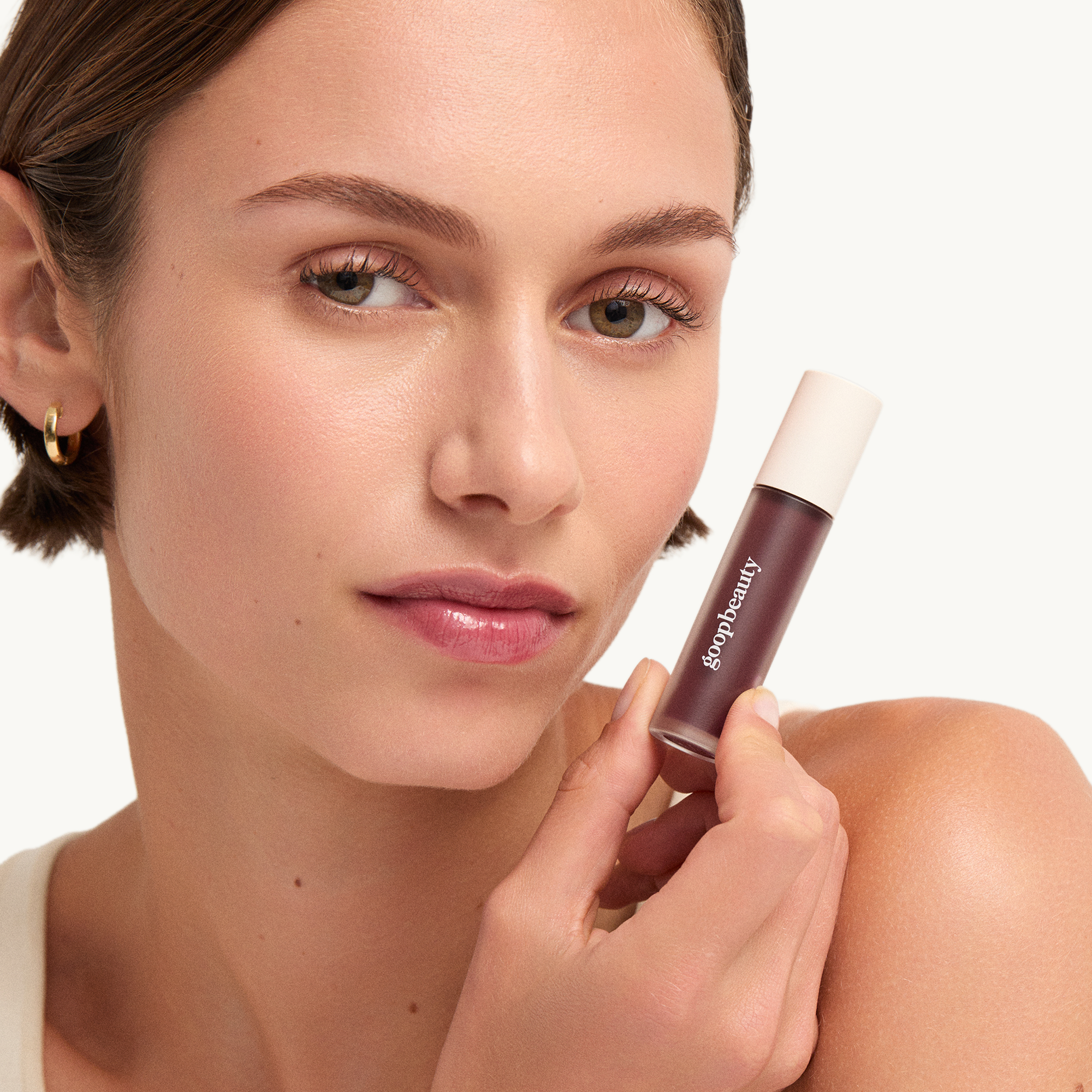 Goop-Hydra-Barrier Gel Gloss-Makeup-gelGloss_imgCarousel_lifestyle-1-The Detox Market | Lilac