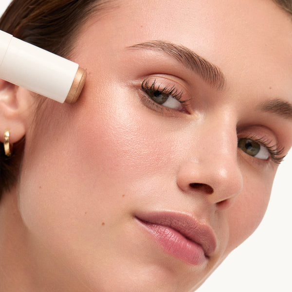 Goop-Glow Skin Highlighter Stick-Makeup-goopbeauty_GC101_Sunny_1946-The Detox Market | Sunny - Cool-toned bronze