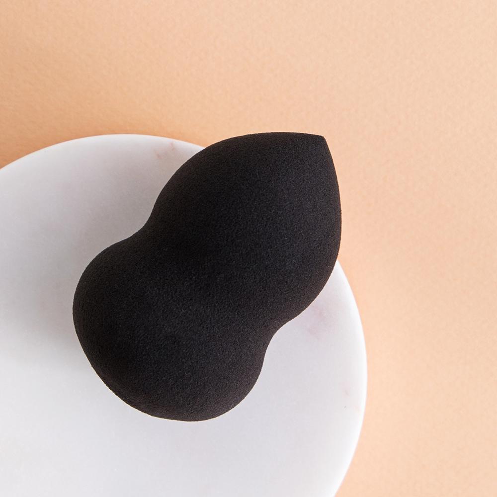 Flawless Blending Sponge - Makeup - Hynt Beauty - hynt-sponge-square_1 - The Detox Market | 