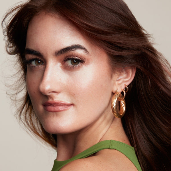 Soft Matte Lipstick - Makeup - MOB Beauty - 03_PDP_MOBBEAUTY_SMLM94_LIFESTYLE - The Detox Market | M94 Mocha rose