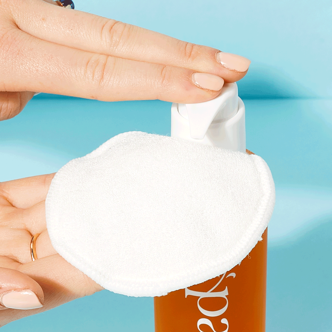 The Detox Market-Reusable Rounds-Skincare-FALL_2019_0762_1x1_gif-The Detox Market | 