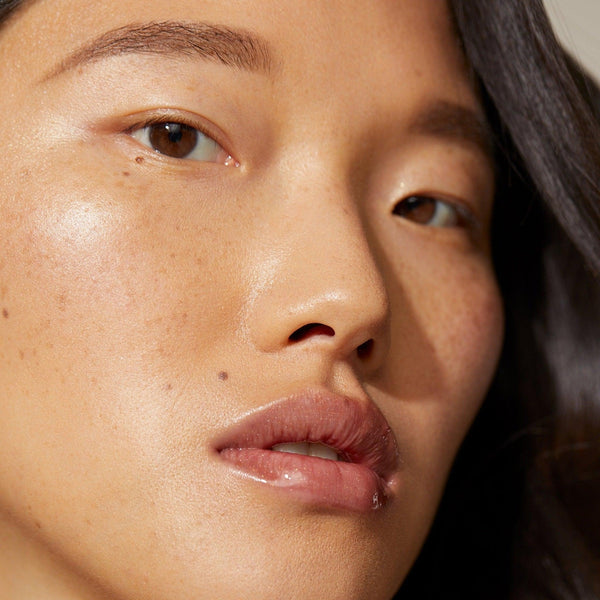 Minori-Lip Gloss-Makeup-e53dc1a4-6a11-4d38-a5a5-8e574663619d-The Detox Market | Cozy - Warm Nude